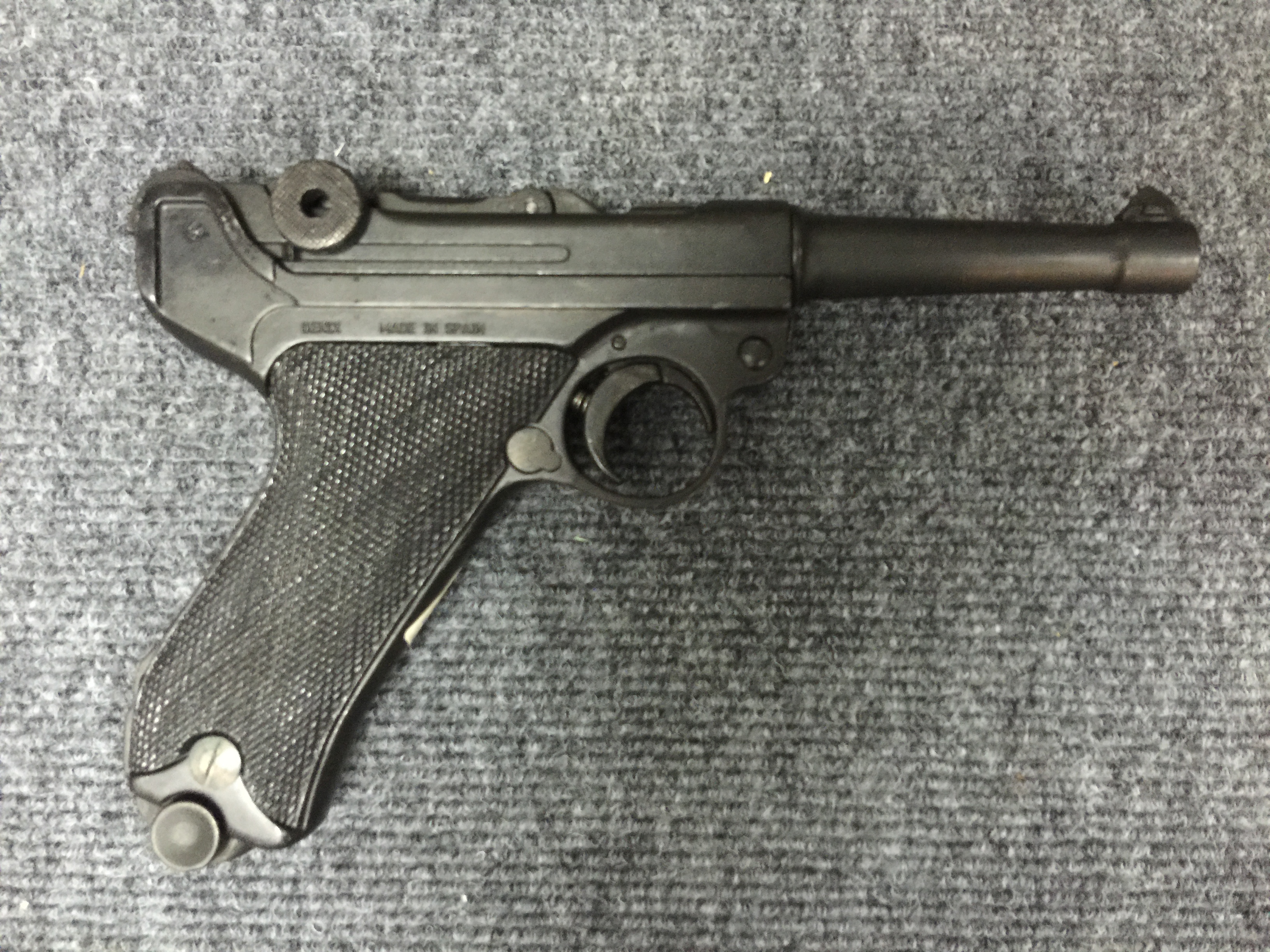 Пистолет Парабеллум Люгер Р08