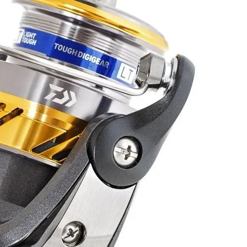 Катушка Daiwa "20 Laguna LT" 2000